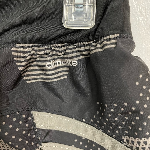 ADIDAS running shorts - Picture 3 of 8